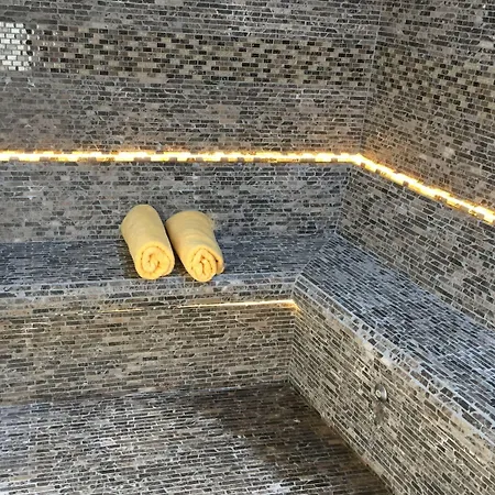 Davinci Hotel