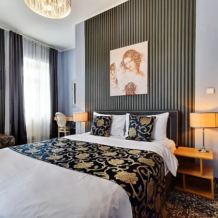Davinci Hotel