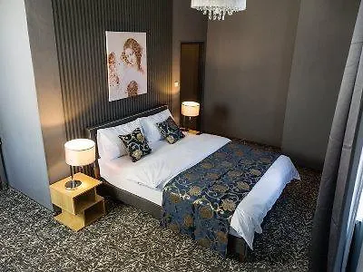 Hotel Davinci 4*